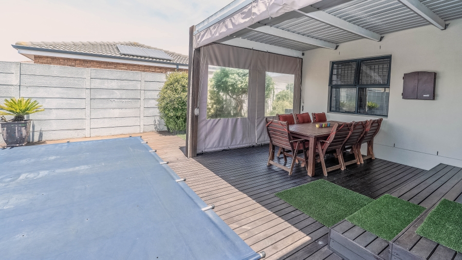 3 Bedroom Property for Sale in Sonkring Western Cape